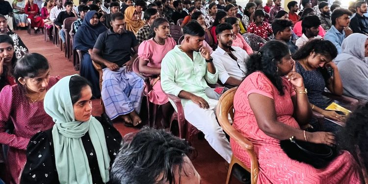 மன்னாரில் இடம்பெற்ற இளைஞர் மாநாடு