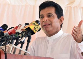 முன்னாள் இராஜாங்க அமைச்சர் அசோக் அபேசிங்க கட்சிப் பதவிகளிலிருந்து விலகல்!