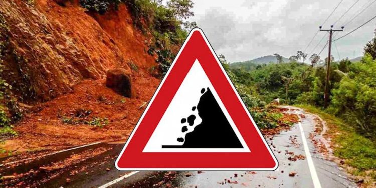 ஹாலிஎல பகுதியில் மண்சரிவு அபாயம்