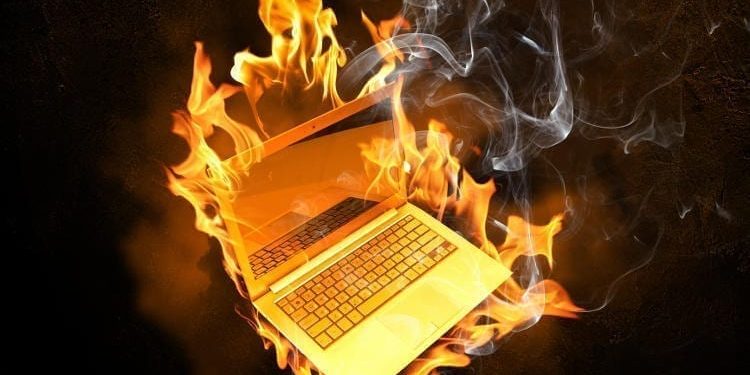 மடிக்கணினி சூடாவதைத் தடுக்க எளிமையான வழிகள்!
